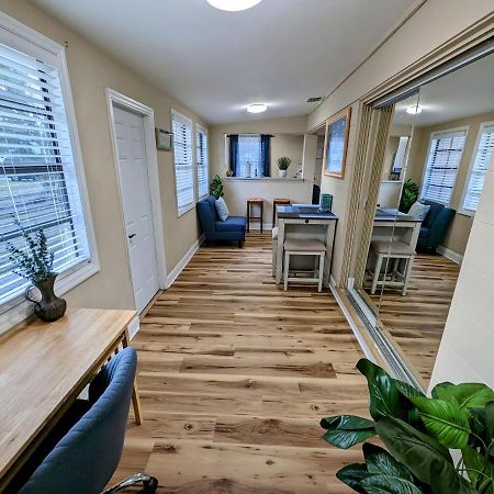 Charming & Cozy Lagoon Retreat - Steps From River - Parking Titusville Buitenkant foto