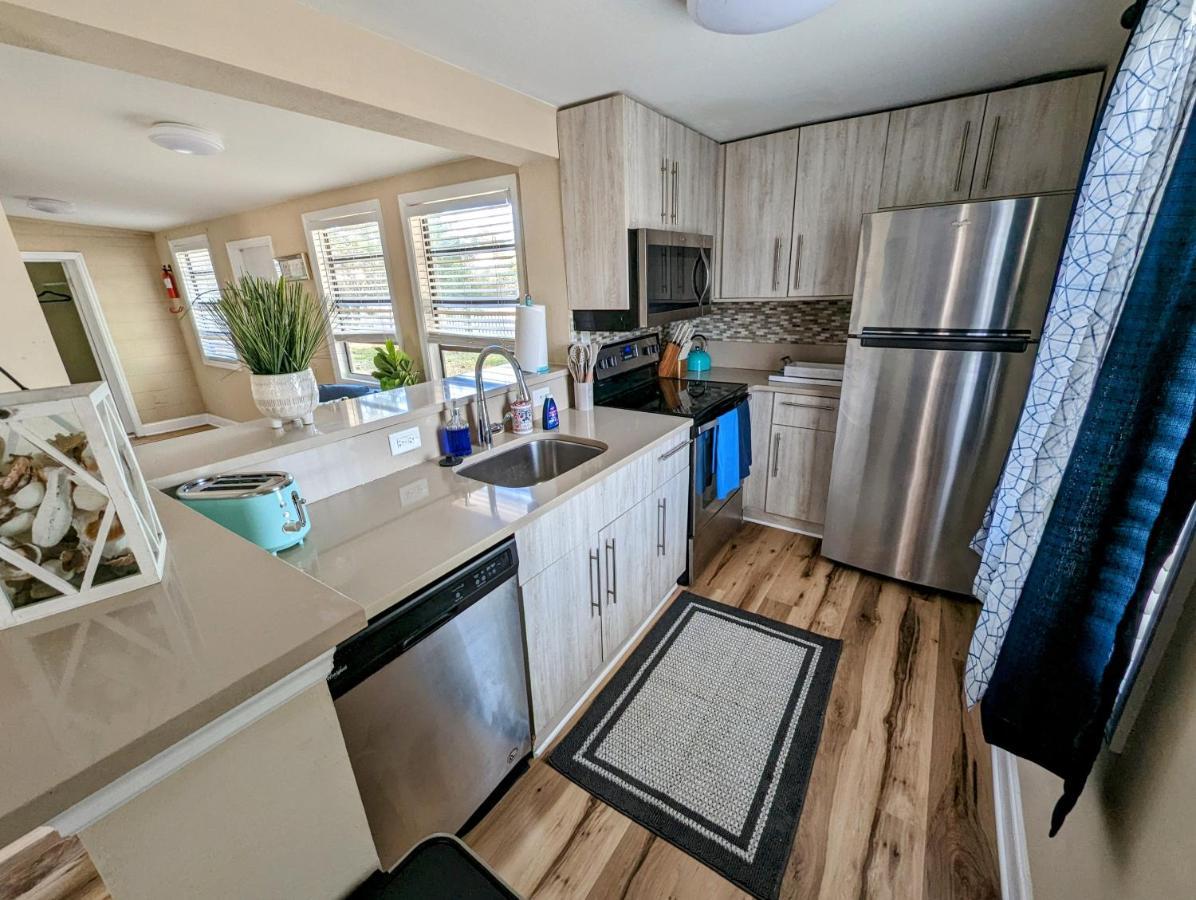 Charming & Cozy Lagoon Retreat - Steps From River - Parking Titusville Buitenkant foto