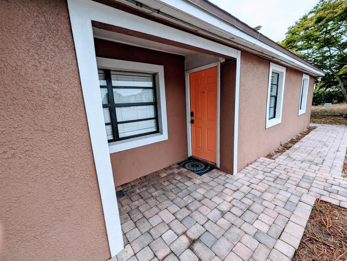Charming & Cozy Lagoon Retreat - Steps From River - Parking Titusville Buitenkant foto